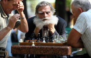 Old men play chess