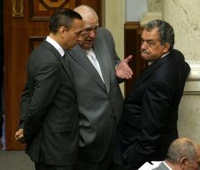 Микола Мартиненко, Юхим Звягильський та Віктор Тополов