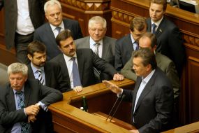 Виктор Янукович и Михаил Чечетов