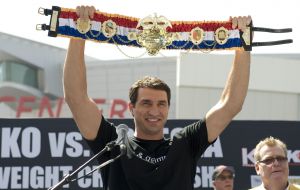 Vladimir Klichko and Dan Goossen