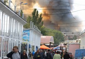 Пожар на вещевом рынке