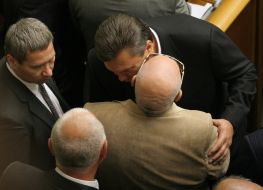 Valdislav Lukyanov, Yan Tabachnik and Viktor Yanukovich