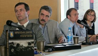 Vladimir Kulik and Elena Radzivil