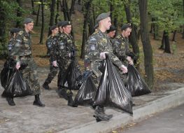 Participants of communitu work day