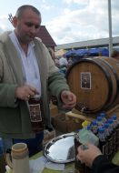 A man sells mead