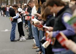 “Book fever” social-mob participants