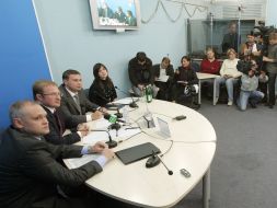 Eduard Kalashnikov, Timur Novikov and Roman Zhugan