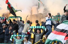 FC ”Karpaty” (Lvov) fans