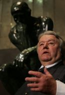 Леонардо Бенатов