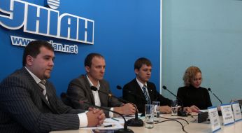 Артем Юношев, Евгений Чернецкий и Роман Титикало