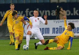Yevgeniy Konoplyanka, Alexsander Yakimenko and Dan Vangeisen