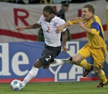 Aleksandr Kucher and Glen Johnson