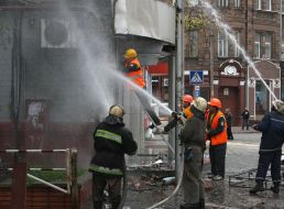 The ”Gazeks” worker blocks the serve of gas