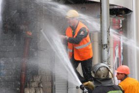 The ”Gazeks” worker blocks the serve of gas