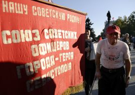 The mass-meeting participants