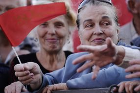 The mass-meeting participants