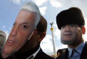 Viktor Yanukovich and Vladimir Litvin
