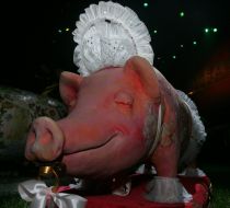 Pig sculpture