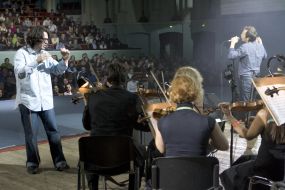 Svyatoslav Vakarchuk and Milosh Elich