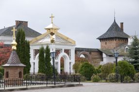 Зимненський жіночий монастир