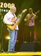 Julio Fernandez and Scott Ambush