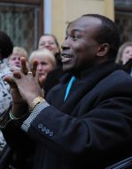 Sandey Adeladzha to bless parishioners