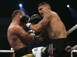 Vyacheslav Uzelkov and Tomash ”Jumbo” Adamek