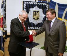 Itskhak Aronovich and Yuriy Lutsenko