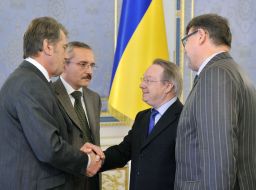 Luis Maria de Puig and Viktor Yushchenko