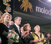 Catherine Deneuve, Vera Ulyanchenko, Viktor and Yekaterina Yushchenko