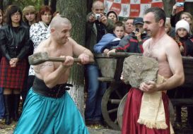 Показовий виступ козаків