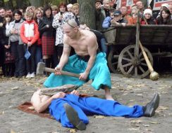 Показовий виступ козаків