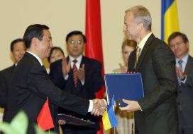 Xu Dazhe and Alexsander Zinchenko