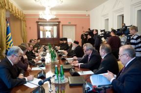 Viktor Yushchenko, Metropolitan Vladimir, Lyubomir Guzar and Yevstratiy (Zorya)