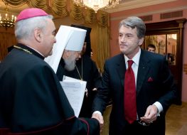 Viktor Yushchenko and Metropolitan Vladimir