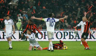 Taras Mikhalik, Ognjen Vukojevic, Artem Mylevsky and Dario Srna