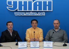 Yuriy Marchenko, William Cheng and Igor Tunik