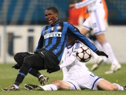 Taras Mikhalik and Samuel Eto’o