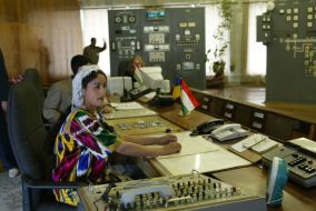 Сотрудники Нурекской гидроэлектростанции