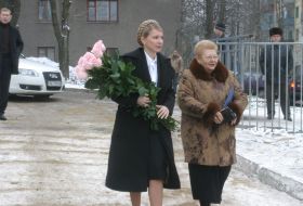 Yuliya Timoshenko and Antonina Ulyakhina