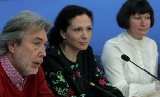 yevgeny Solonin, Yuliya Novikova and Irina Akimova