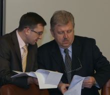 Igor Umansky ad Vladimir Khandogy
