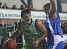 Mikhail Anisimov and Leonid Yaylo