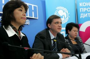 Yukie Mokuo, Yury Pavlenko and Lyudmila Volynets