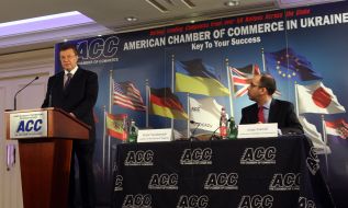 Виктор Янукович и Хорхе Зукоски