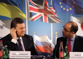 Виктор Янукович и Хорхе Зукоски