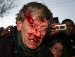 The beaten man who painted Lenin’s monument