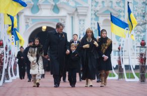 Victor Yushchenko with his family
