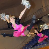 Учасниці змагань Кубка України з черлідінгу