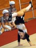 Юна учасниця змагань Кубка України з черлідінгу